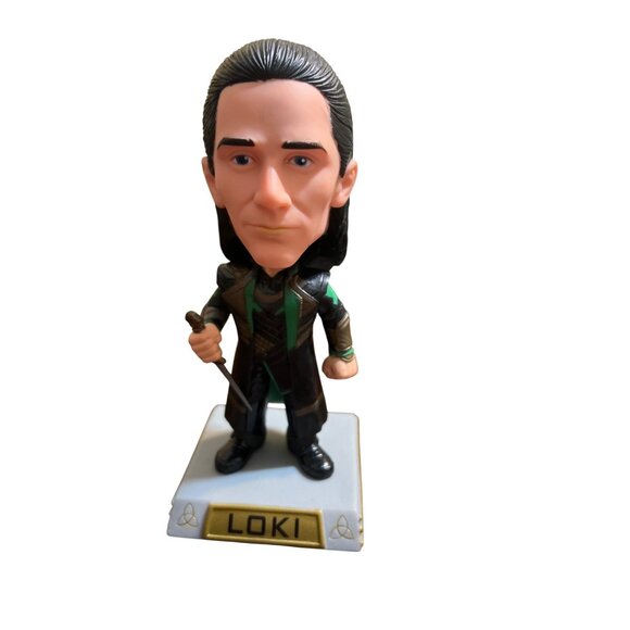 Marvel Loki Funko Bobblehead Figure 2013 Limited Edition - Picture 1 of 4